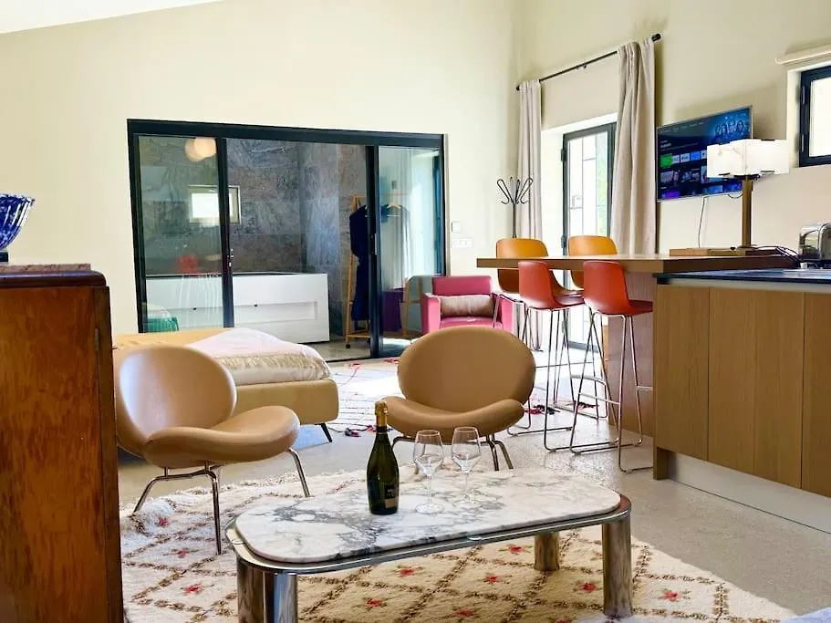 Loft En Campagne Proche De L'Isle Sur Sorgue Apartment Le Thor